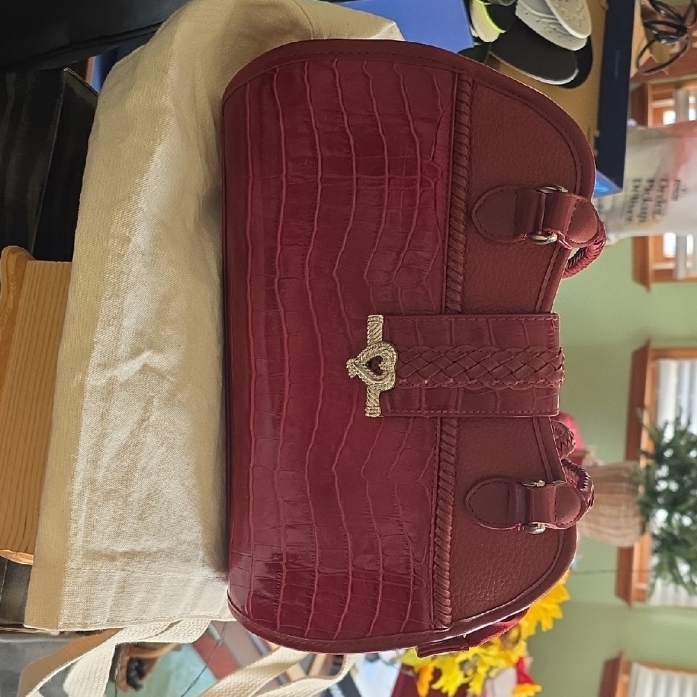 Fashion Red Women's Handbag with Croc Texture